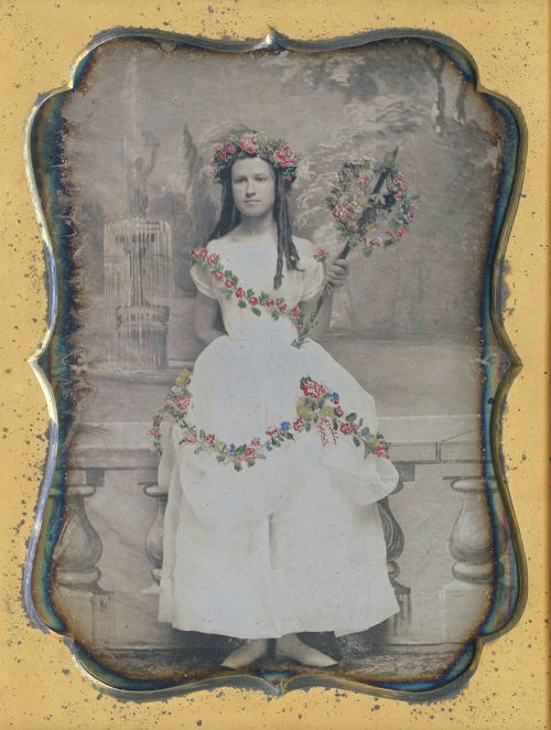 Finely Tinted Child, Quarter Plate Dag