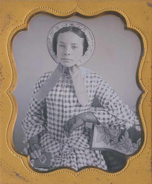 LOVELY YOUTHFUL LASS!