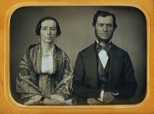 Couple & Paisley Shawl, Quarter Plate Dag