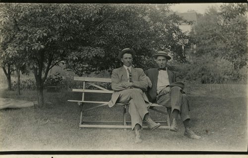 SMOKING PIPES.